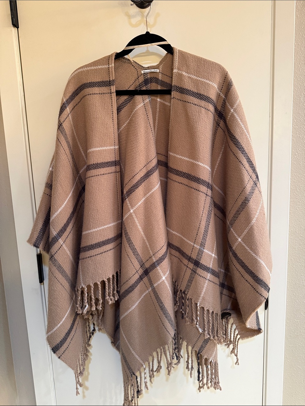 Abercrombie & Fitch Tan Plaid Fringe Poncho